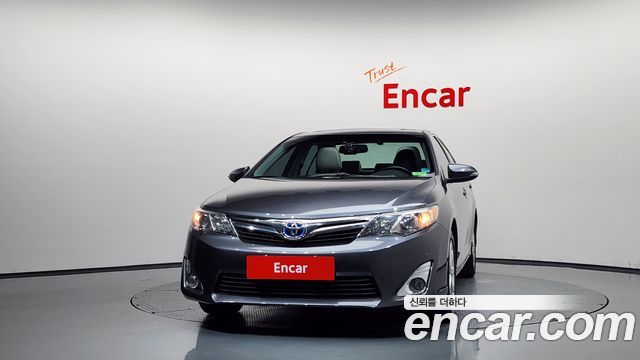 Toyota Camry Hybrid XLE — пробег 165 086 км — фото 3 из 5