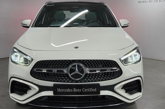 Mercedes-Benz GLA-Class GLA250 4MATIC — пробег 11 077 км — фото 3 из 5