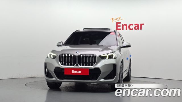 BMW X1 sDrive 20i M Sport — пробег 46 959 км — фото 3 из 5