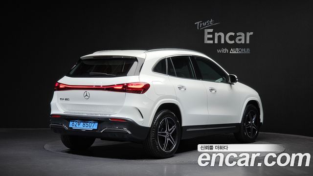 Mercedes-Benz EQA EQA250 AMG Line — пробег 597 км — фото 2 из 5