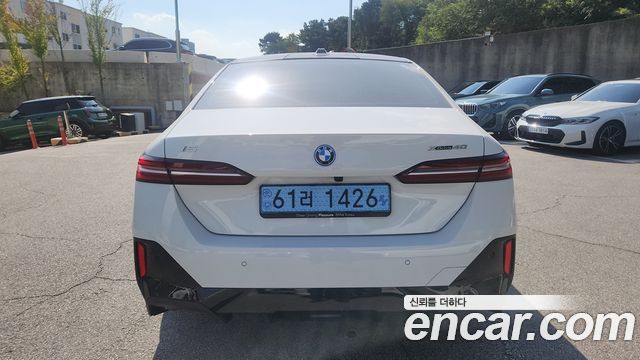 BMW i5 xDrive 40 M Sport — пробег 4 721 км — фото 4 из 5