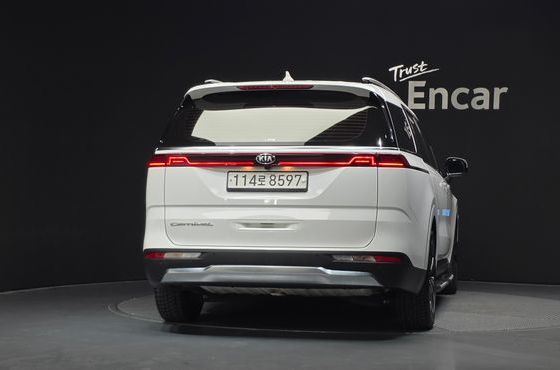 Kia Carnival Diesel 9-Seater Signature — пробег 129 908 км — фото 4 из 5