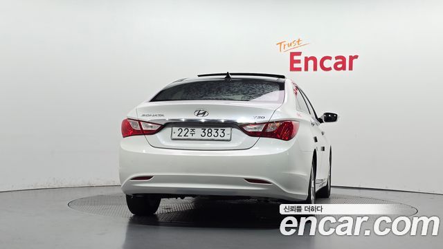 Hyundai Sonata Worldcup Special Edition — пробег 107 782 км — фото 4 из 5