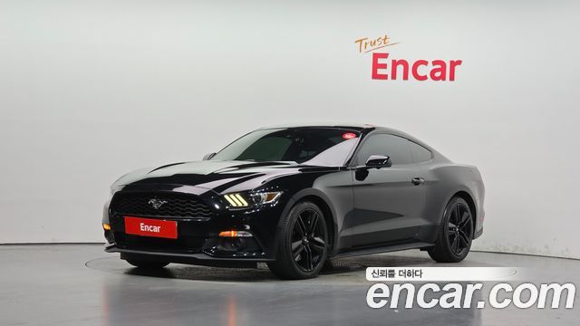 Ford Mustang Coupe — пробег 52 616 км — фото 1 из 5