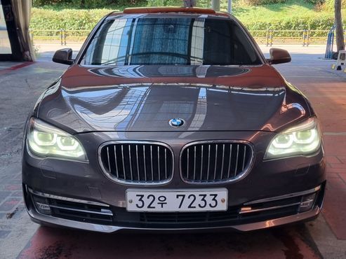 BMW 7-Series 740d xDrive — пробег 219 000 км — фото 1 из 5