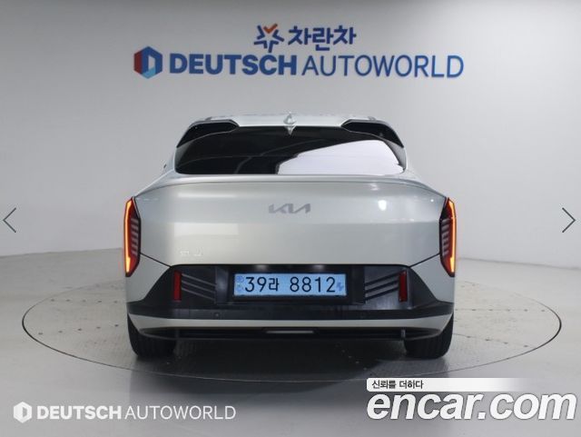 Kia EV4 Long Range 2WD Air — пробег 17 556 км — фото 4 из 5