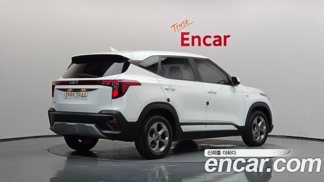 Kia Seltos из Кореи Encar