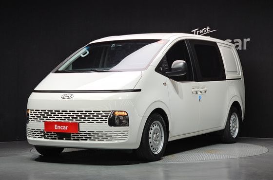 Hyundai Staria Cargo 5-Seater Smart — пробег 71 950 км — фото 1 из 5