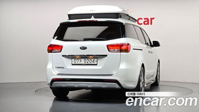 Kia Carnival из Кореи Encar