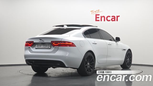 Jaguar XE из Кореи Encar
