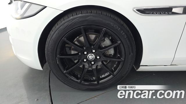 Jaguar XE из Кореи Encar