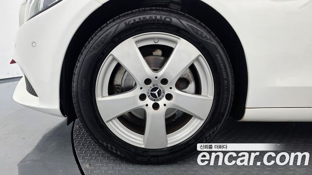 Mercedes-Benz C-Class C200 d — пробег 48 685 км — фото 5 из 5