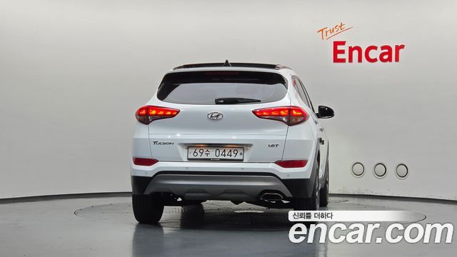 Hyundai Tucson из Кореи Encar