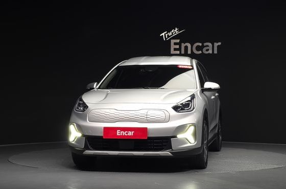 Kia Niro Air — пробег 74 227 км — фото 3 из 5