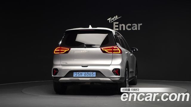 Kia Niro Air — пробег 74 227 км — фото 4 из 5