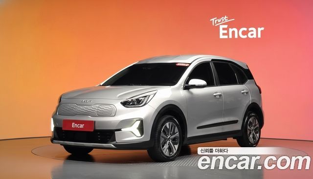 Kia Niro Air — пробег 74 227 км — фото 1 из 5