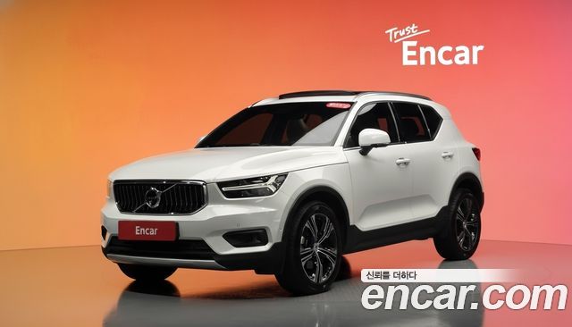 Volvo XC40 B4 Inscription — пробег 65 175 км — фото 1 из 5