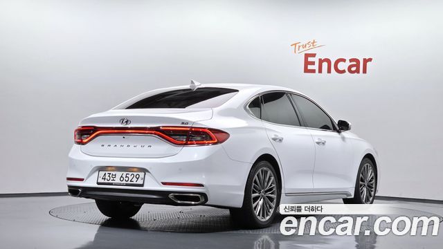 Hyundai Grandeur из Кореи Encar