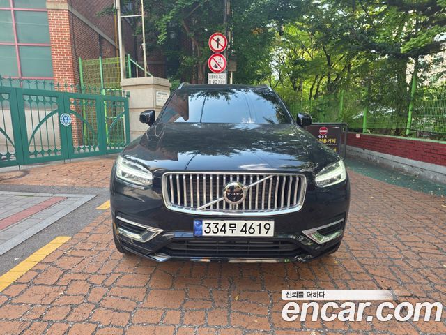 Volvo XC90 T8 Ultimate Bright Hybrid — пробег 7 433 км — фото 1 из 5