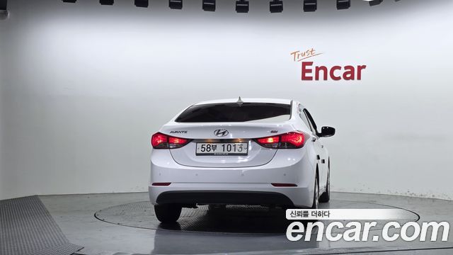 Hyundai AVANTE из Кореи Encar