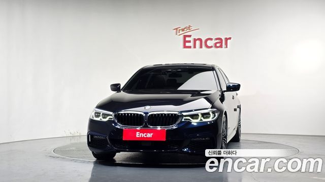 BMW 5-Series 530i M Sport Package Plus — пробег 29 840 км — фото 3 из 5