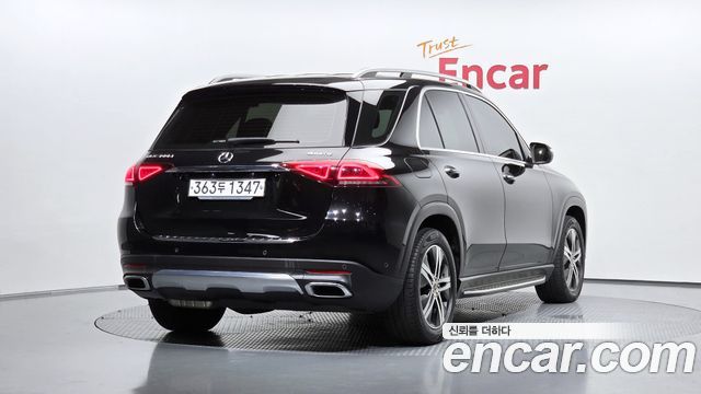 Mercedes-Benz GLE-Class GLE300d 4MATIC — пробег 78 392 км — фото 2 из 5