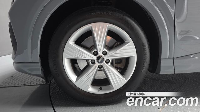 Audi Q4 e-tron из Кореи Encar