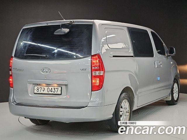 Hyundai Starex Van 5-Seater Smart — пробег 91 698 км — фото 4 из 5