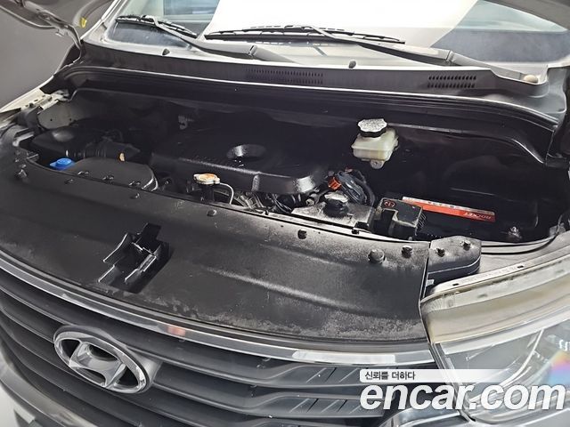 Hyundai Starex Van 5-Seater Smart — пробег 91 698 км — фото 5 из 5