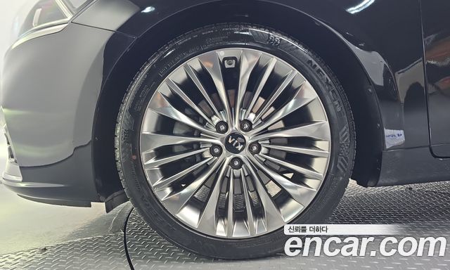 Kia K7 из Кореи Encar