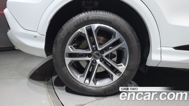 Audi Q5 40 TFSI Quattro Sportback Advanced — пробег 6 438 км — фото 5 из 5