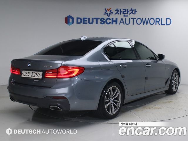 BMW 5-Series 530i xDrive M Sport Package Plus — пробег 122 265 км — фото 3 из 5