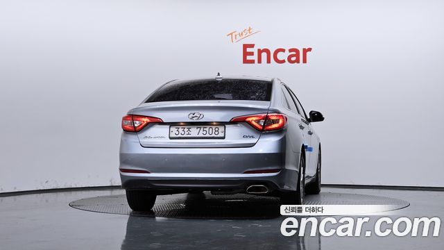 Hyundai Sonata LPI Premium — пробег 268 549 км — фото 4 из 5