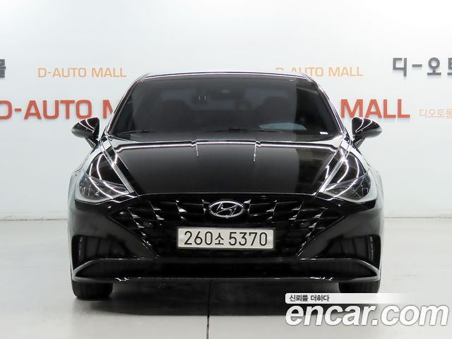 Hyundai Sonata 2.0 Premium Plus — пробег 14 316 км — фото 2 из 5
