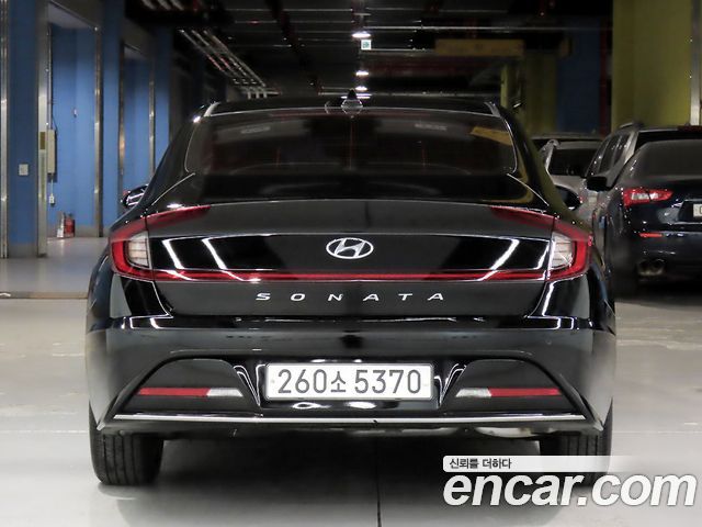 Hyundai Sonata 2.0 Premium Plus — пробег 14 316 км — фото 3 из 5