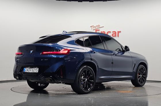 BMW X4 xDrive20i M Sport Pro Special Edition — пробег 26 402 км — фото 2 из 5