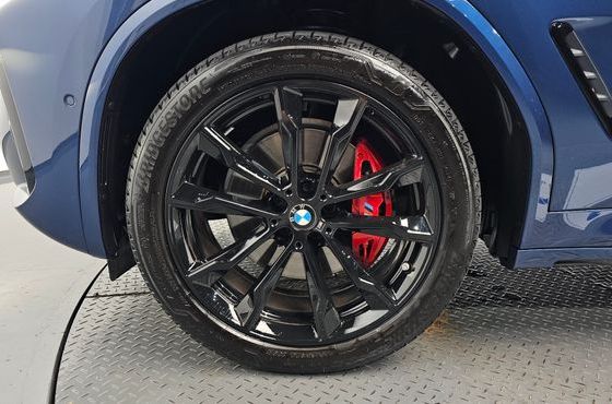 BMW X4 xDrive20i M Sport Pro Special Edition — пробег 26 402 км — фото 5 из 5