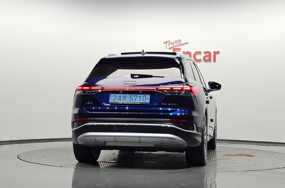 Audi Q4 e-tron 45 Premium — пробег 25 100 км — фото 4 из 5