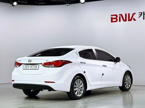 Hyundai AVANTE 1.6 GDi Smart Standard — пробег 187 185 км — фото 2 из 5