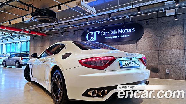 Maserati GranTurismo 4.2 — пробег 90 277 км — фото 4 из 5