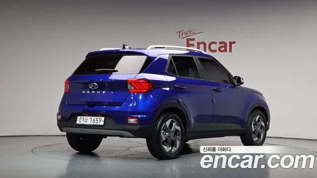 Hyundai Venue из Кореи Encar