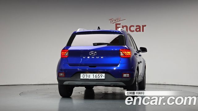 Hyundai Venue из Кореи Encar