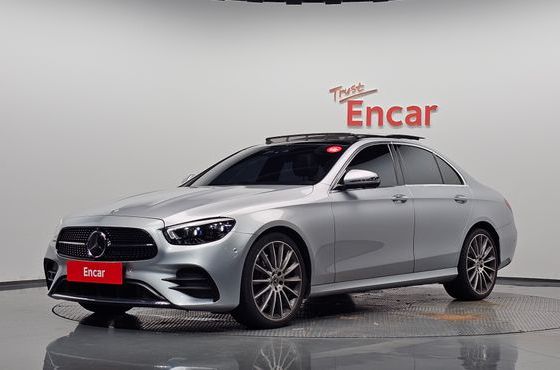 Mercedes-Benz E-Class E350 4MATIC AMG Line — пробег 73 641 км — фото 1 из 5