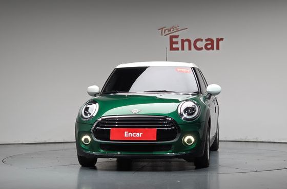 Mini Cooper 5Door Standard 3rd — пробег 61 737 км — фото 3 из 5