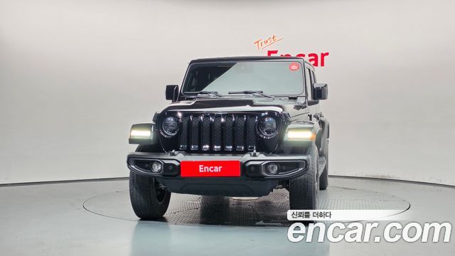Jeep Wrangler 2.0 Overland Power Top 4Door — пробег 45 810 км — фото 3 из 5