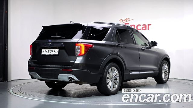 Ford Explorer 2.3 LimIted 4WD — пробег 167 562 км — фото 2 из 5