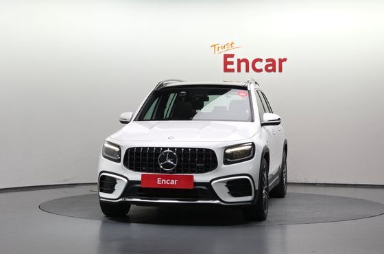 Mercedes-Benz GLB-Class AMG GLB35 4MATIC — пробег 4 271 км — фото 3 из 5