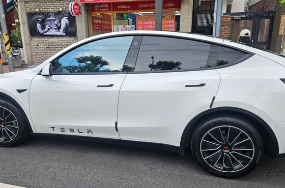 Tesla Model Y Long Range AWD — пробег 88 333 км — фото 5 из 5