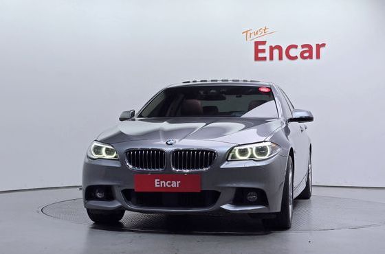 BMW 5-Series 520d xDrive M Aero Dynamic — пробег 205 647 км — фото 3 из 5