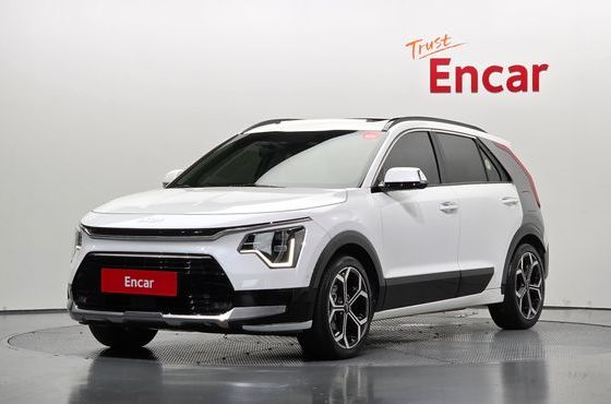 Kia Niro Signature — пробег 31 547 км — фото 1 из 5